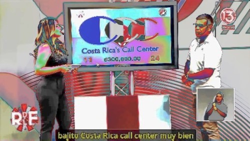 La Rueda de la Fortuna Canal 13. A supervisor at Costa Rica's Call Center wins 3,000,000 colones win